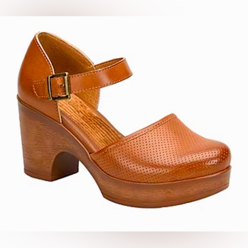BoC Gia Mary Jane Shoes size 7